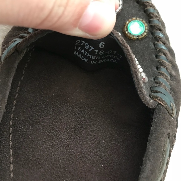 Gap! Brown Moccasins with gems - Picture 2 of 7